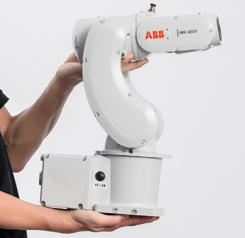 ABB Multi-joint Robot IRB 1010-1.5/0.37 Load 1.5kg Arm Span 370mm